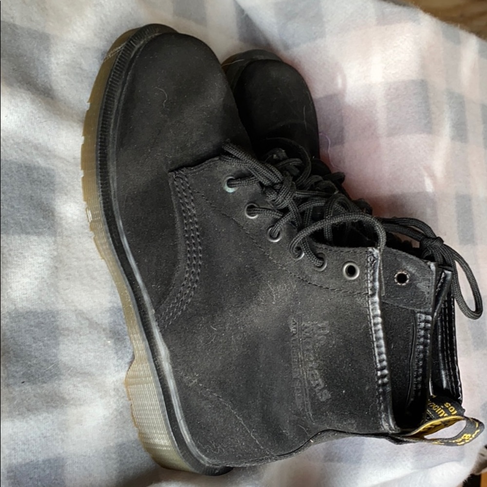Dr Marten suede boots UK 5